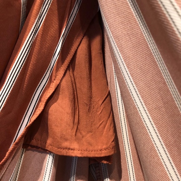 Pants - Picture 5 of 6